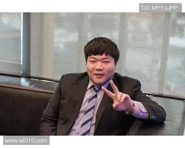 赛后复盘分析FPX与V5对决中的战术意识与团队配合探讨 赛后复盘分析FPX与V5对决中的战术意识与团队配合探讨